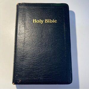 Classic Black Holy Bible Leather Golden  Studies Learning Christian Religion